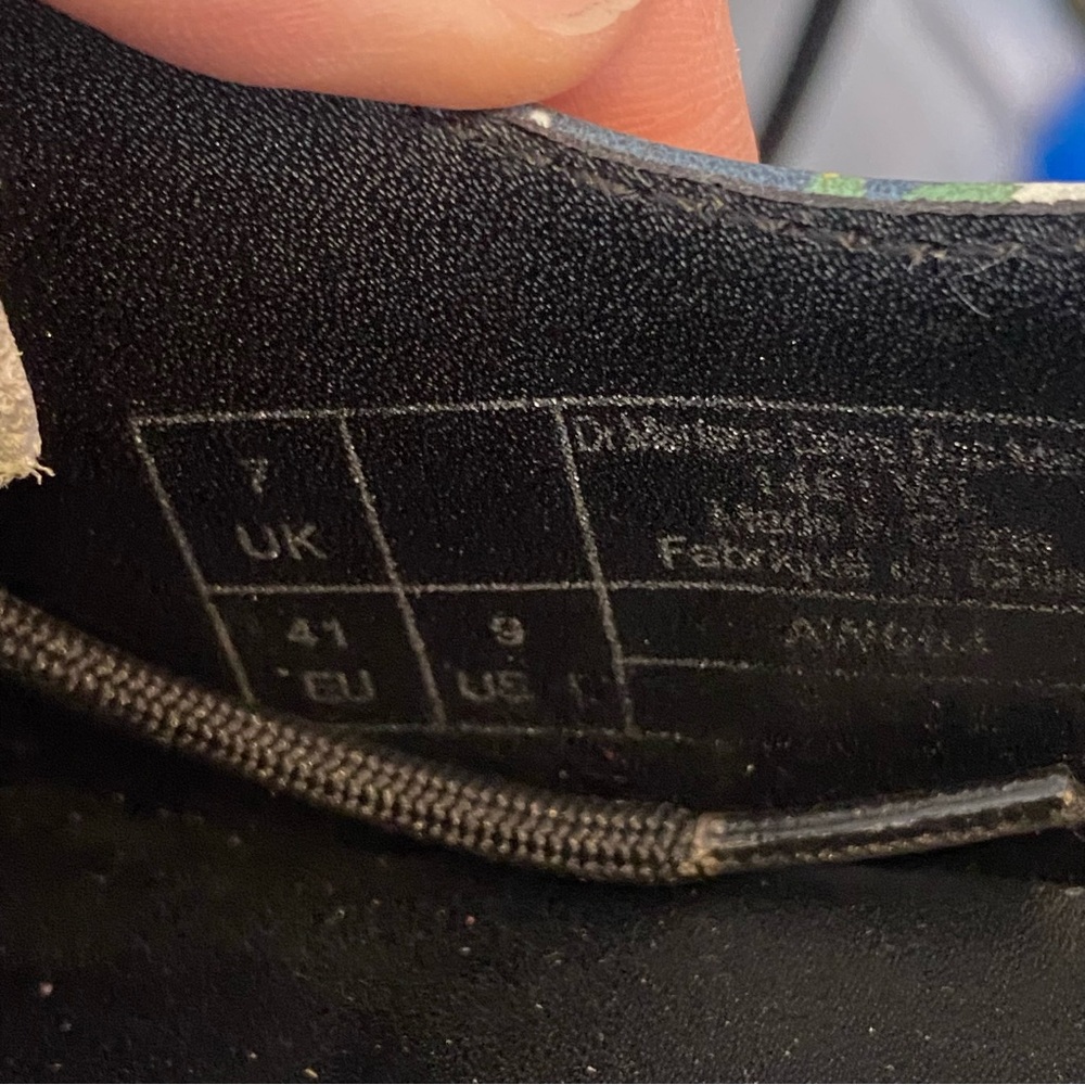 D23 Dr Martens Wanderlust Oxford 9 - Picture 10 of 16